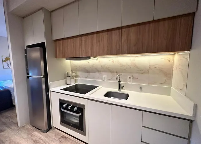 Loft Completo, Moderno, Sobre O Bourbon Shopping Apartamento Porto Alegre